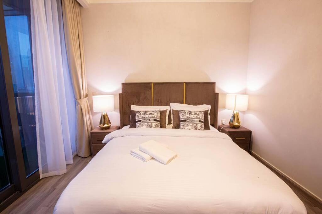 דובאי Magnificent 2 Bedroom With Stunning Burj Khalifa View מראה חיצוני תמונה