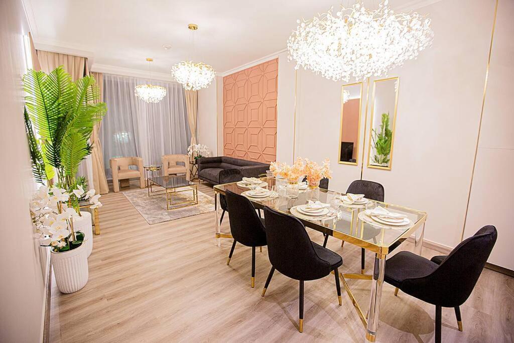 דובאי Magnificent 2 Bedroom With Stunning Burj Khalifa View מראה חיצוני תמונה